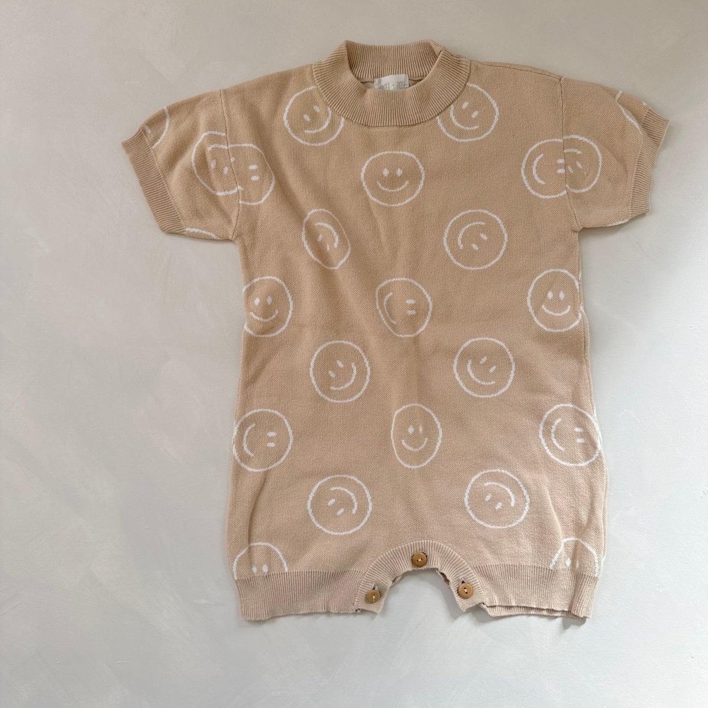 Tan Smiley rue romper 2-3y preloved